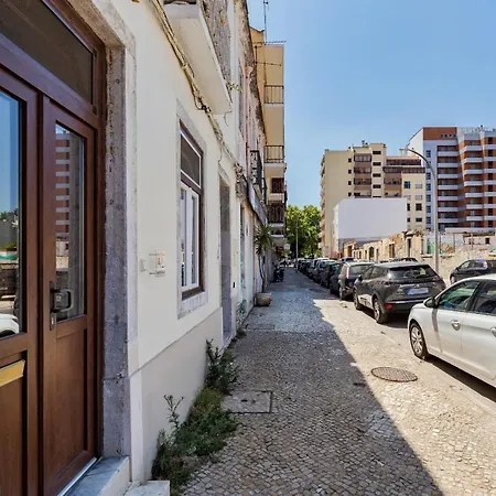 アパート Garrett House